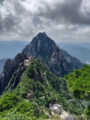 中国最美的12处风景退休后必去6个以上你去过几个