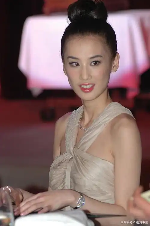 我最喜欢黄圣依的三个原因