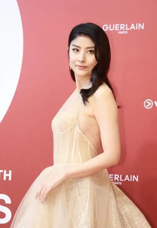 13年前,是多么痛楚的经历,改变了港圈公主陈慧琳的生活轨迹?