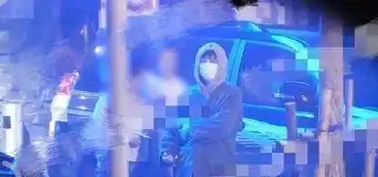 原创何炅同绯闻女友王菁深夜聚会隐藏多年感情疑似曝光