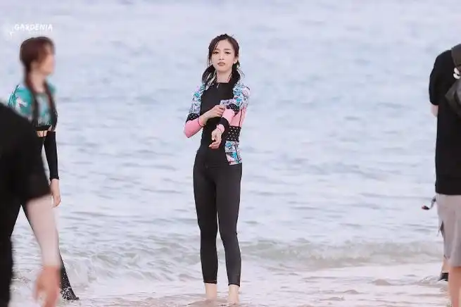 吴宣仪完美的夏天