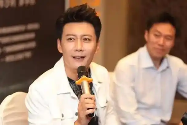 赵峥和妻子姐弟恋恩爱二十载无绯闻百分百的好丈夫gfff64gf好爸爸