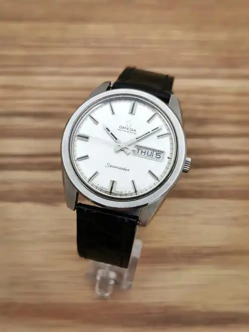 瑞士欧米茄稀有硼砂盘大霸王752机械表手表