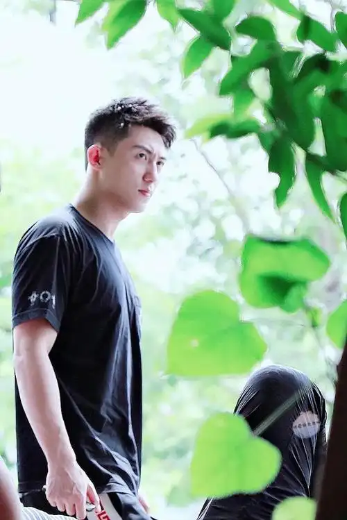 黄景瑜主演的电视剧大全(盘点黄景瑜参演的影视作品)-趣事杂谈