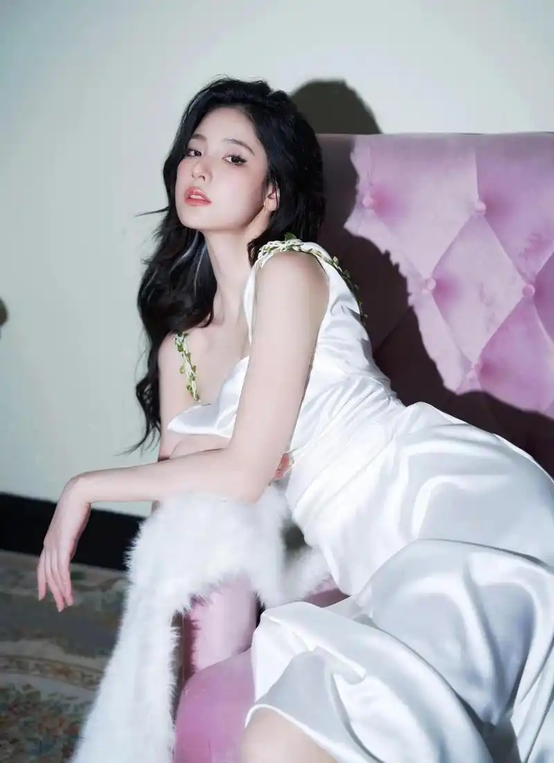 第1140期图赏:完美身材的绝美女神-赵粤(6)