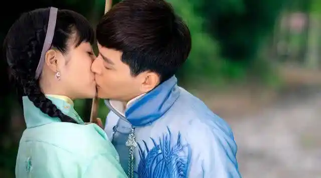 开播5周年,当初爆红的四主演,现在差距越来越大了_唐嫣_李易峰_舒畅