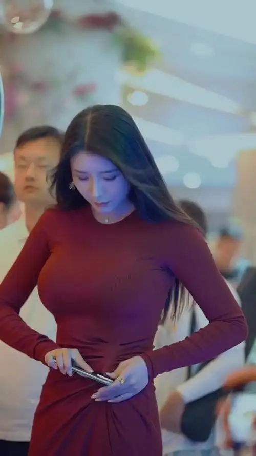 刘太阳女神太好看了