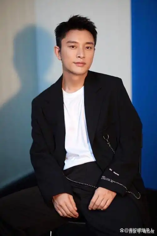 贾乃亮:娱乐圈中备受关注的男演员