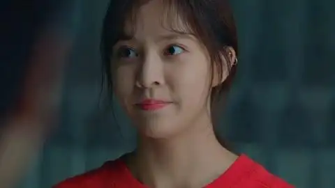 《风暴舞》子萱向阿曼达推荐静雯 静雯能通过面试吗