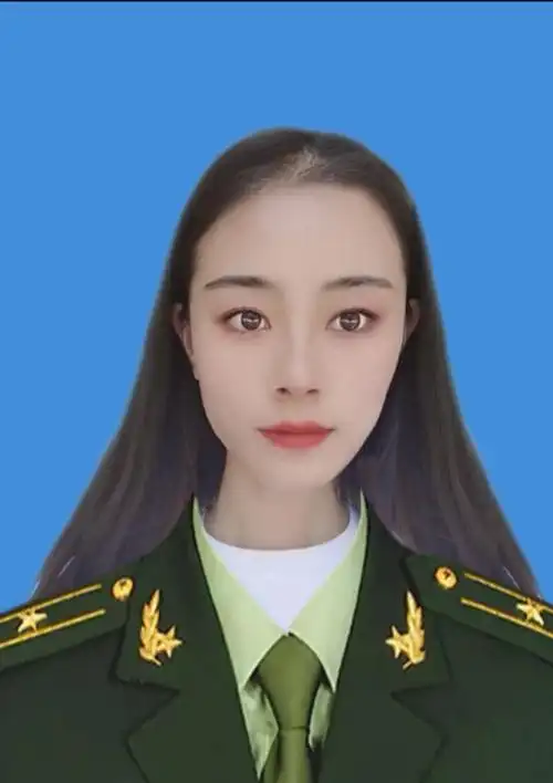 自己做的证件照想当兵的我