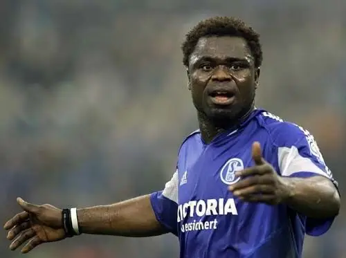 2,阿萨莫阿,德国第一位黑人足球国家队成员