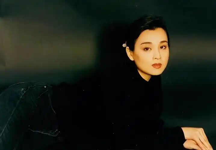 北京时间11月7日演员赵明明最新消息赵明明是中国内陆女演员