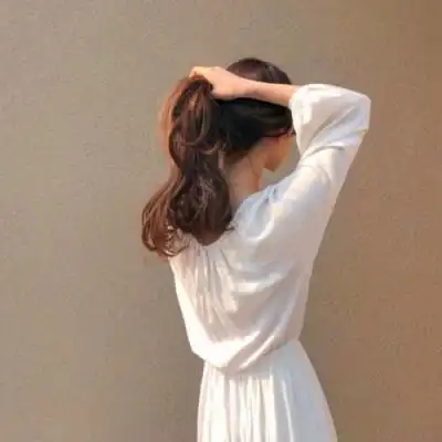 女生背影图片头像