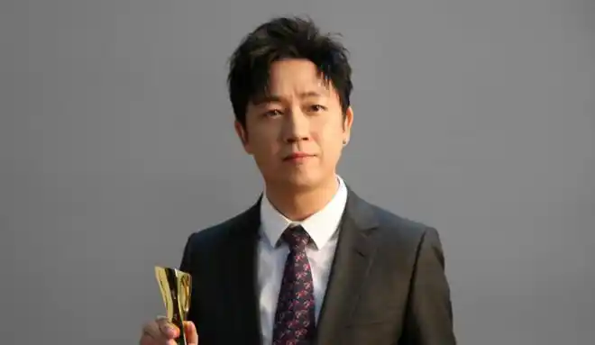 潘粤明:终究没抗住名与利的诱惑|董洁|王大治|刘涛|叶童_网易订阅