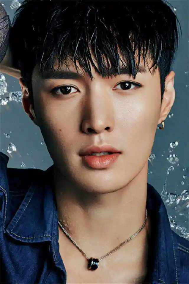 明星 小绵羊张艺兴帅气写真手机桌面壁纸下载 640_960竖版 竖屏手机