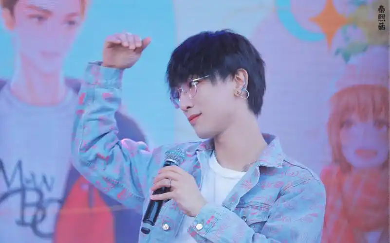 【景向谁依】超high版 red lips(外加低音炮rap 绝绝子)_哔哩哔哩