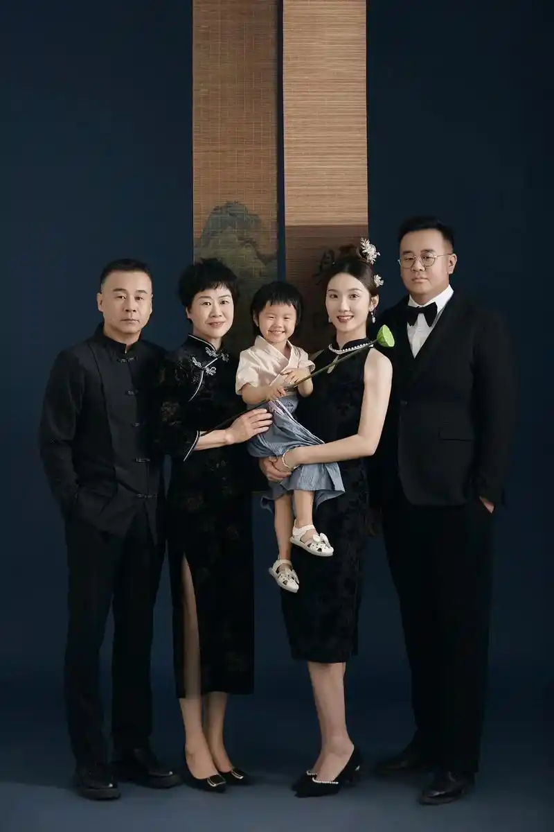 中式全家福 亲子照