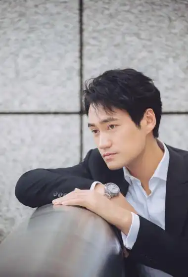 袁弘帅气迷人活动写真图片66