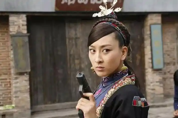 中国第一女悍匪 (中国第一女悍匪叫什么名字电视剧)-知道啦