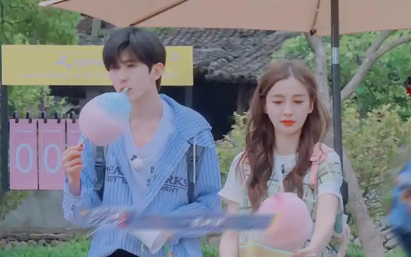 【坤颖】恋爱警报,一靠近你我就心跳超载【蔡徐坤×angelababy】