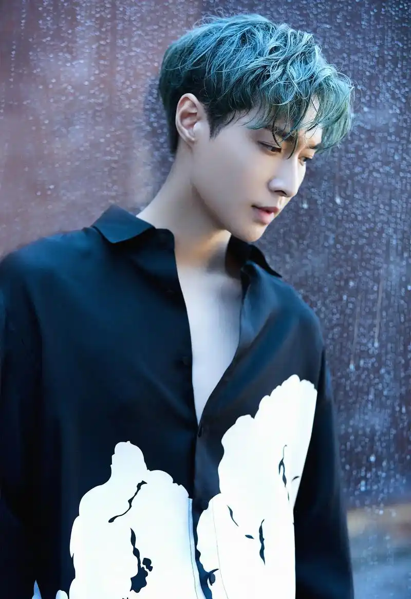 贝壳们能说出每张照片之后的故事吗? #张艺兴