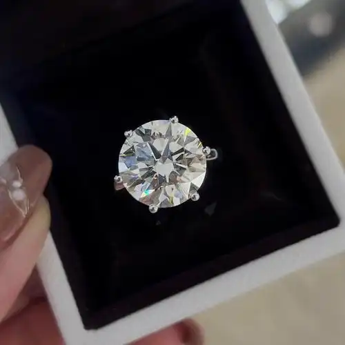 10克拉经典六爪鸽子蛋钻戒值得收藏理财产品