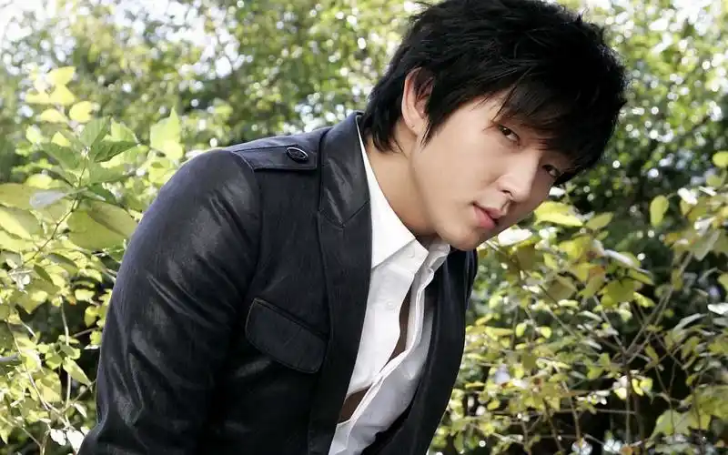 李准基壁纸图片