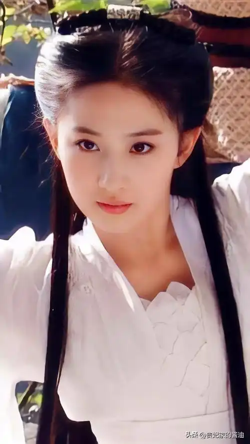 刘亦菲小龙女第一部