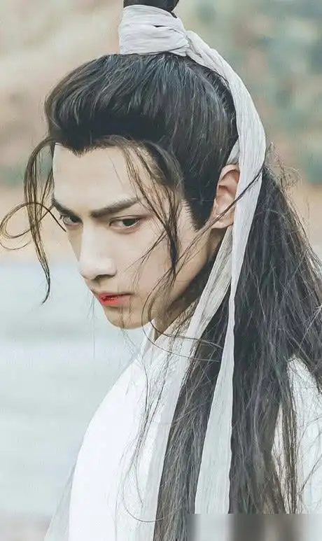 新晋古装四大美男罗云熙仙气许凯邪魅看到肖战求给条活路