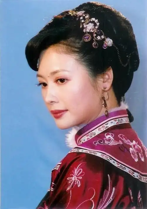 ">杨三姐告状》中的角色,由<a target="