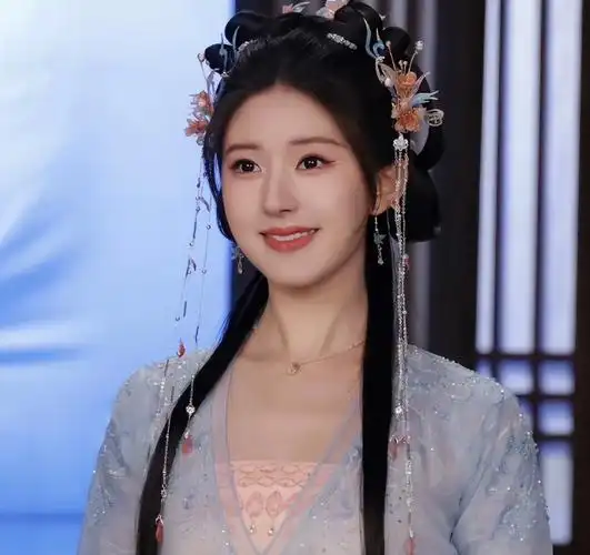 仪态对古装剧多重要,看清欧阳娜娜,白鹿,赵露思的区别就知道了