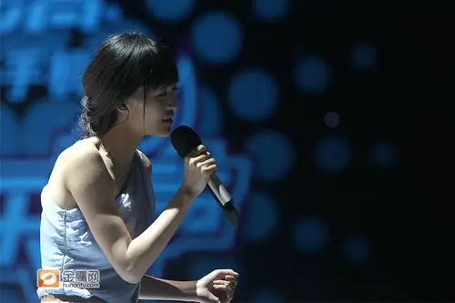 快乐女声5强杨洋2011快女5强杨洋杨洋成功晋级快乐女声全国5强