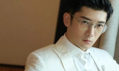 杨幂公司"男艺人",有3人已大红,有1人却因"丑闻"马上凉凉