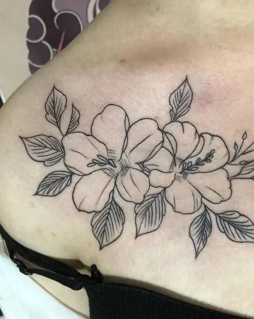 图片_背部纹身图案tag标签:纹身师:唐门纹身店:唐门刺青小情侣纹身图