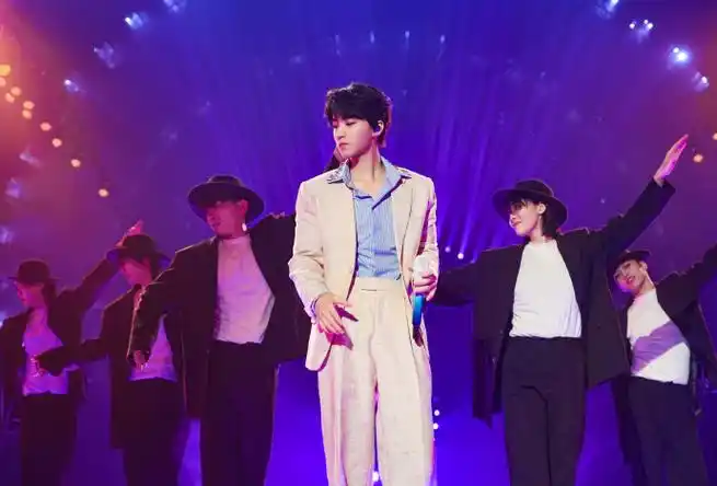 银河综艺馆##江苏卫视跨年##澳门银河##澳门演唱会##王俊凯