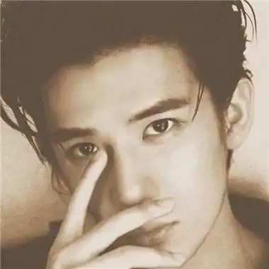 高清暖色调复古港风男生头像图片