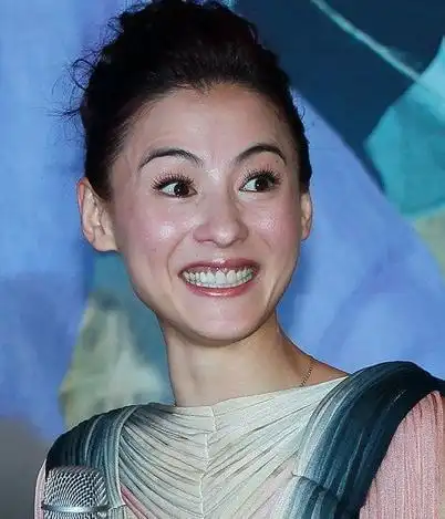 娱乐圈各大女明星大笑神态最丑的居然是她简直不忍直视
