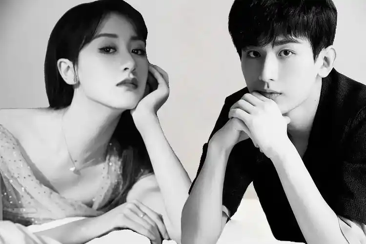 组外都知道袁冰妍是成毅老婆了吗!