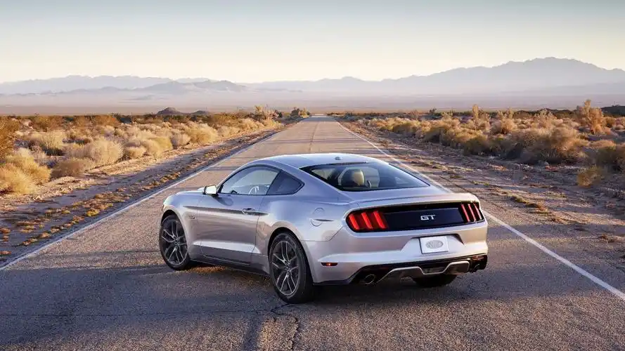 福特野马车高清桌面壁纸下载