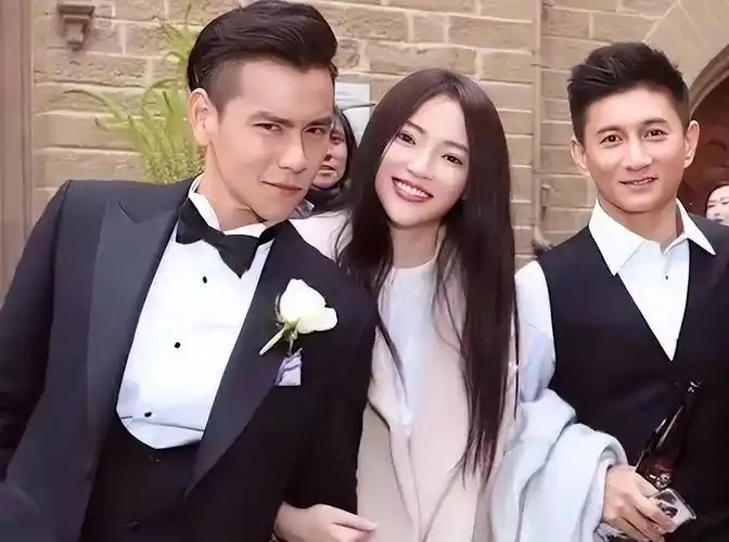 结婚后不被婆婆待见,被张歆艺当众"下跪"_吴奇隆_胡歌_时候