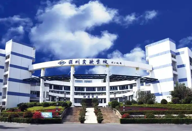 记录儿子高中一个月