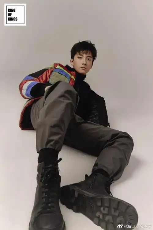 中国李宁# 演员请就位年度最佳演员牛. 来自海口望海李宁 - 尾