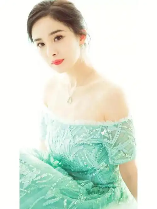 你们喜欢杨幂吗给杨幂颜值打多少分