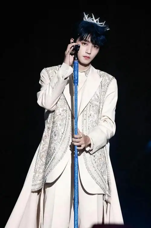 王俊凯站姐有多牛,这些封神照片全出自她们之手