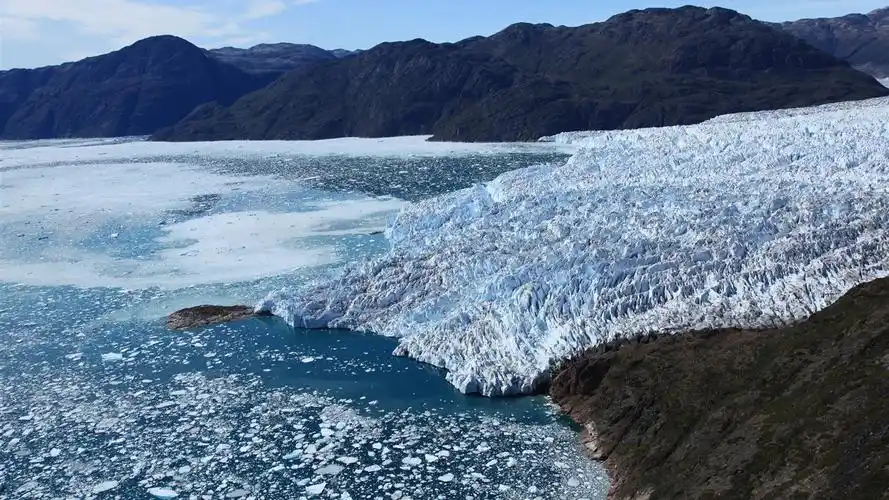 佳能5d mark ii 样张壁纸 (官方样张)3 - 1366x768