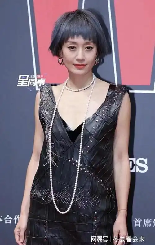 天差地别,离婚4年后马伊琍风生水起,文章小剧场演话剧|唐嫣|陈赫