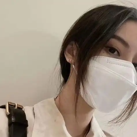 头像戴口罩女头