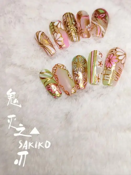 有没有看出是哪个角色的啊#穿戴甲  #定制穿戴甲  #痛甲  #动漫美甲