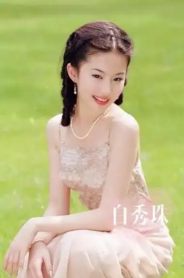 有其母必有其女,母女俩靠陈金飞上位,"扬州瘦马"刘亦菲现形记