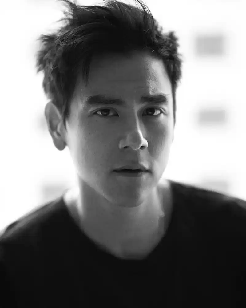 彭于晏|黑白头像 彭于晏帅气黑白帅气头像 太帅了